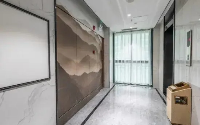 Wuxiang Hotel (Tongren High-speed Railway Station)