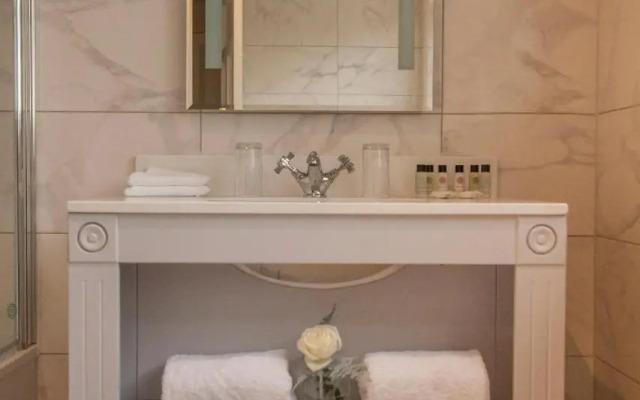 Liffey Valley House Hotel