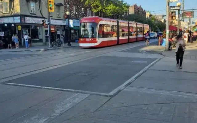 Toronto Little Italy Guest House