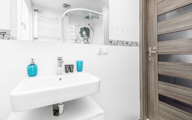 Apartments Slaska 62 by Renters