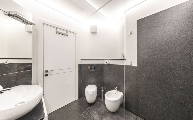LakeGarden Apartment