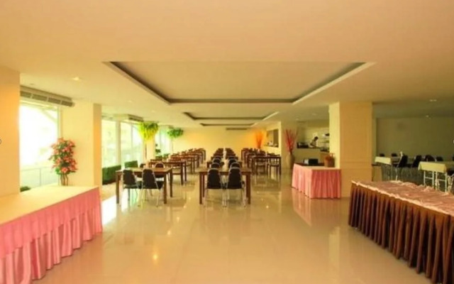 Baan Klang Hua Hin Resort & Condominium