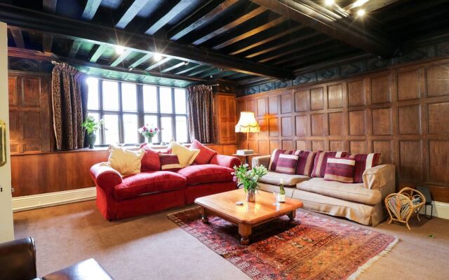 Middle Coombe Farm