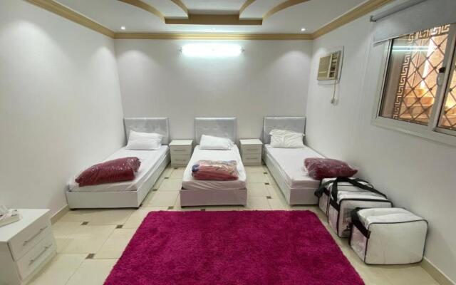 Naser Apartments