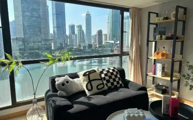 Wuhan Lakeside Homestay