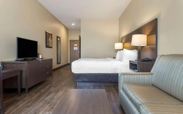 Best Western Plus Saint John Hotel & Suites