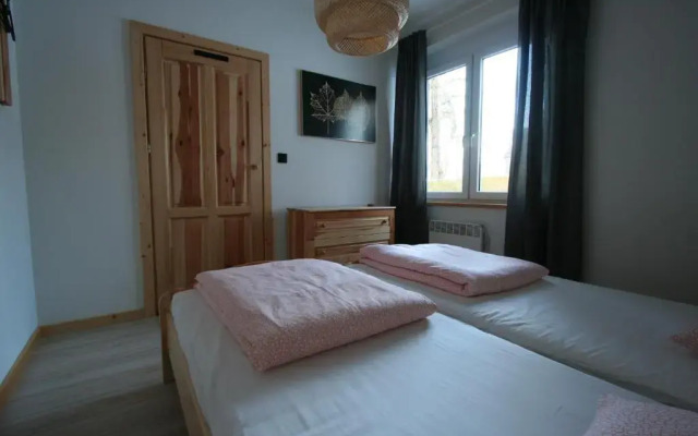 Apartament Willa Hrube parter z tarasem i kominkiem