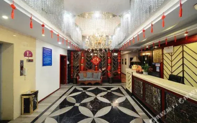 Curitis Hotel