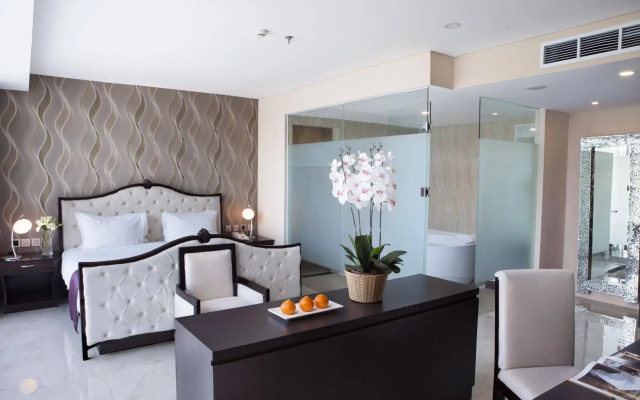 Grand Edge Hotel Semarang