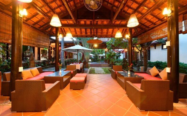 Bach Dang Hoi An Hotel