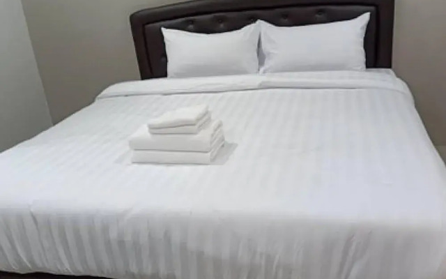 V2 hotel