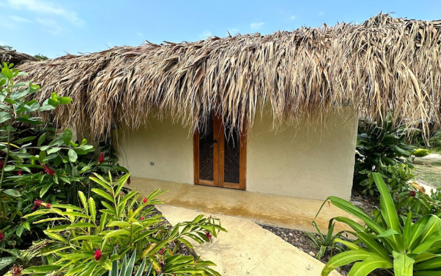 Makai Beach Hostel