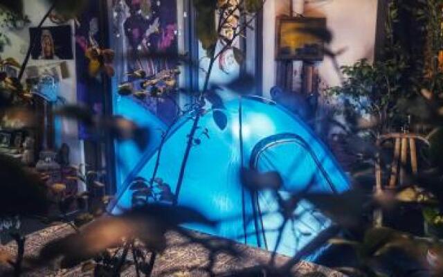 Deqing Qianxi Nianba Youth Hostel