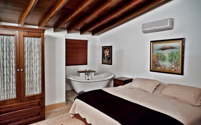 Kamarca House Hotel