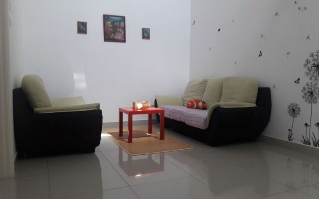 Tampoi Homestay