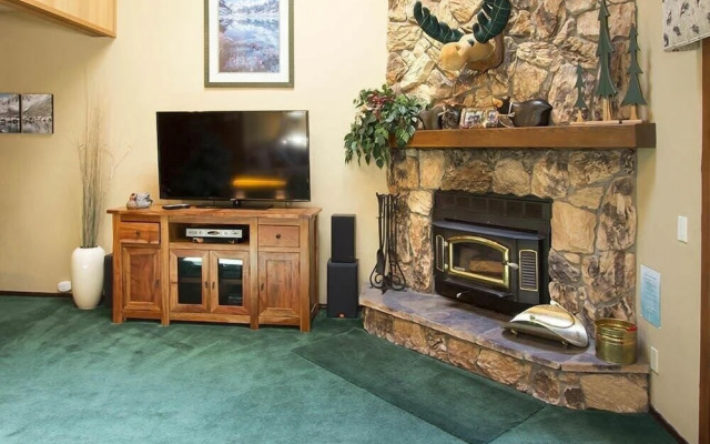 Winterset #31 2 Br Condo