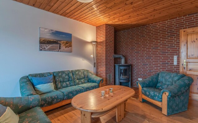 Awesome Home in Friedrichskoog-spitze With 2 Bedrooms and Wifi