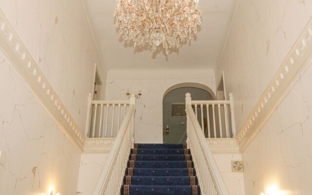 Richmond Hall