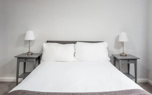 Prestwick Central - Donnini Apartment