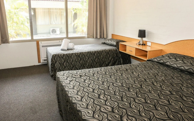Salisbury Hotel