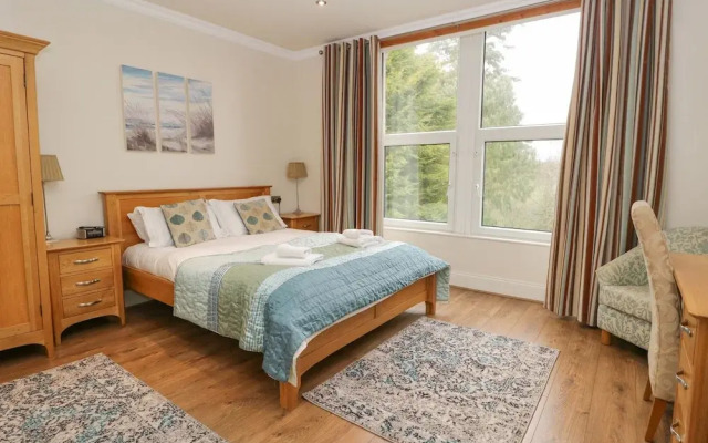 Eden Lodge