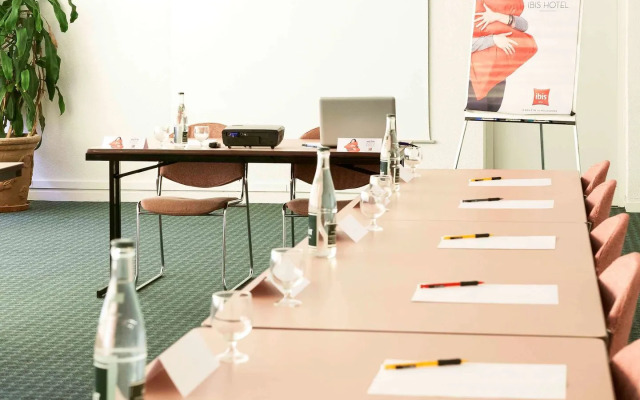 ibis Ales Centre Ville Hotel