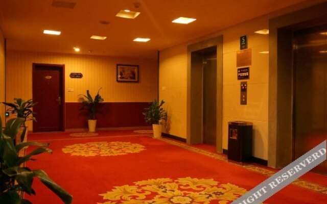 Kai Tai Business Hotel
