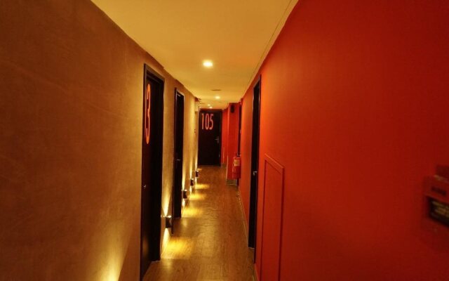 Monaco Boutique Hotel Kampung Air