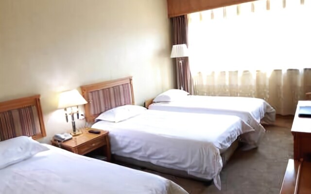 Moon Bay TV City Hotel