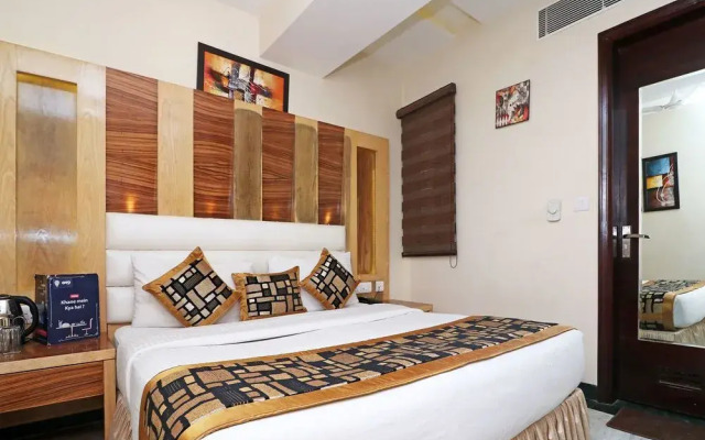 OYO 13653 Hotel Hari Piorko Grand