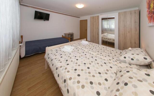 Rooms Ivan