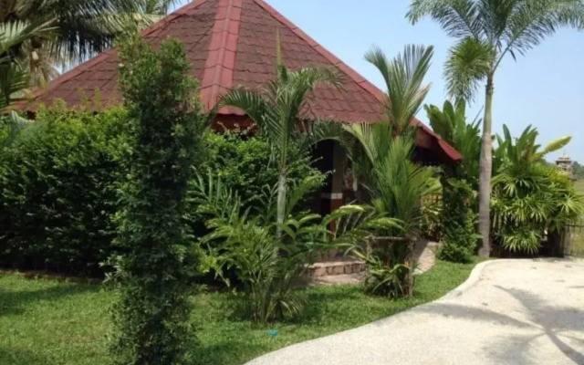 Two Tiger Resort & Spa