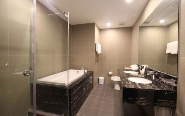 SIGLO SUITES @ Milano Residences