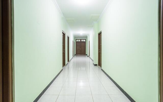 OYO 1419 Rhona Guest House Syariah