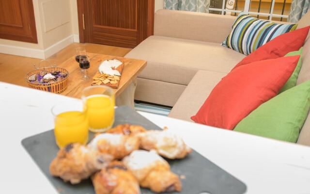 New Wood Studio Plaza la Merced