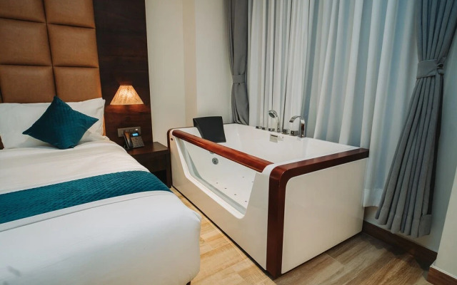 Dees Boutique Hotel