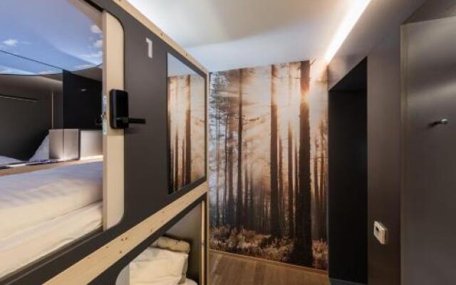 Capsule Hotel by Hyve Basel City