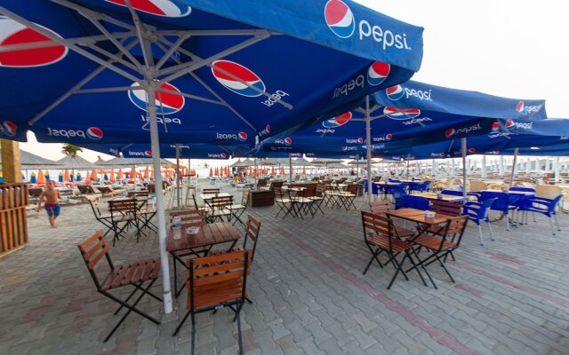 Esal Hotel