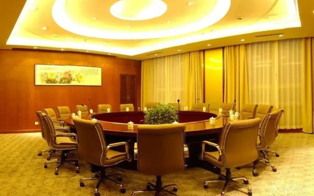 Inner Mongolia Huachen Hotel - Hohhot