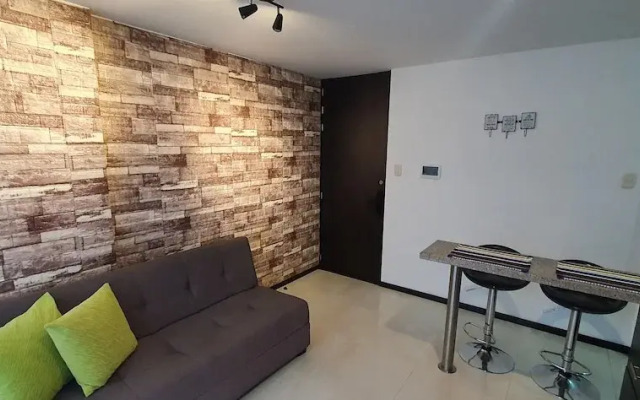 Modern Miravalle Apartment
