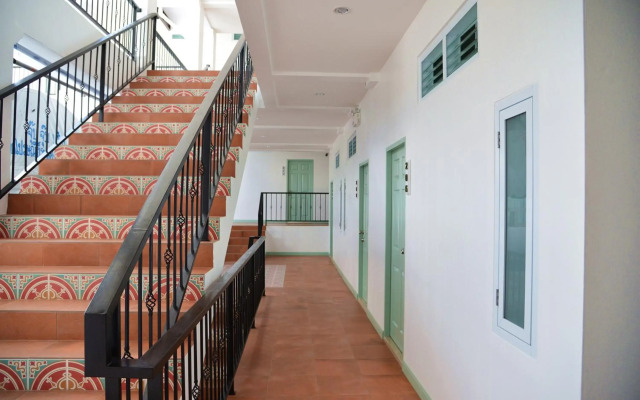 Sino Mansion