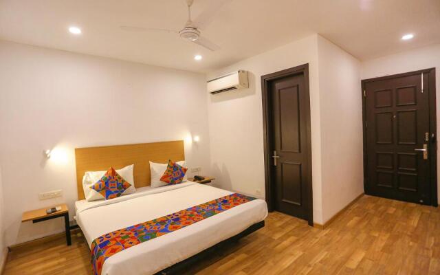 Fabhotel F9 Paschim Vihar