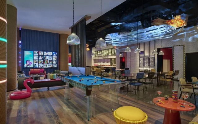 Moxy Ningbo Old Bund