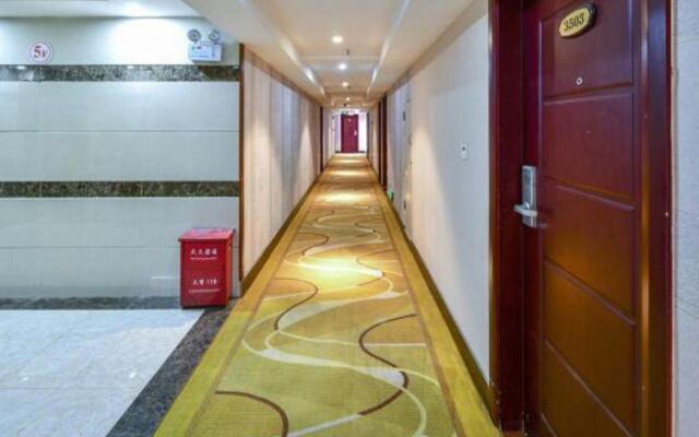 Honghua Lake Sunshine Hotel