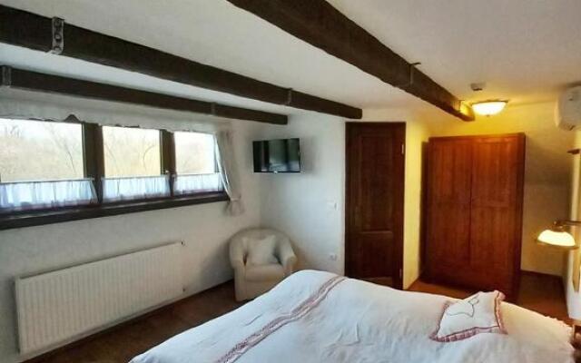 Sári Csárda Panzió