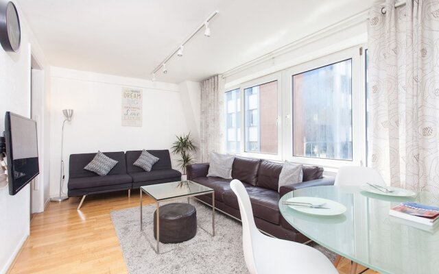 Oxford Street & Soho Modern 2 Bed Apt