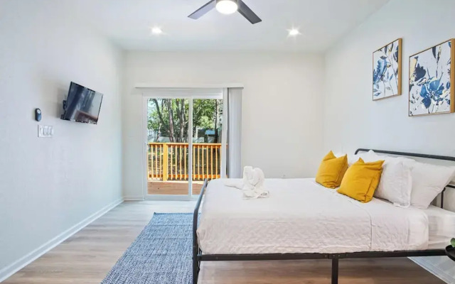 Urban Delight 4br/3ba Near City Center