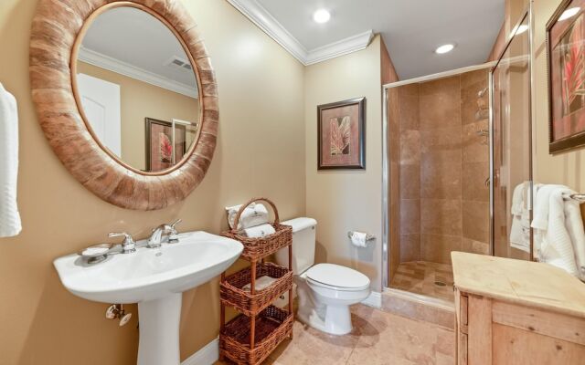 Indigo West 801 With Private Poolside Cabana