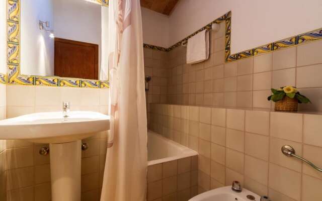 Villa - 2 Bedrooms with Pool and WiFi - 107615