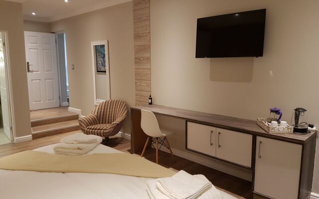Riverview Guesthouse